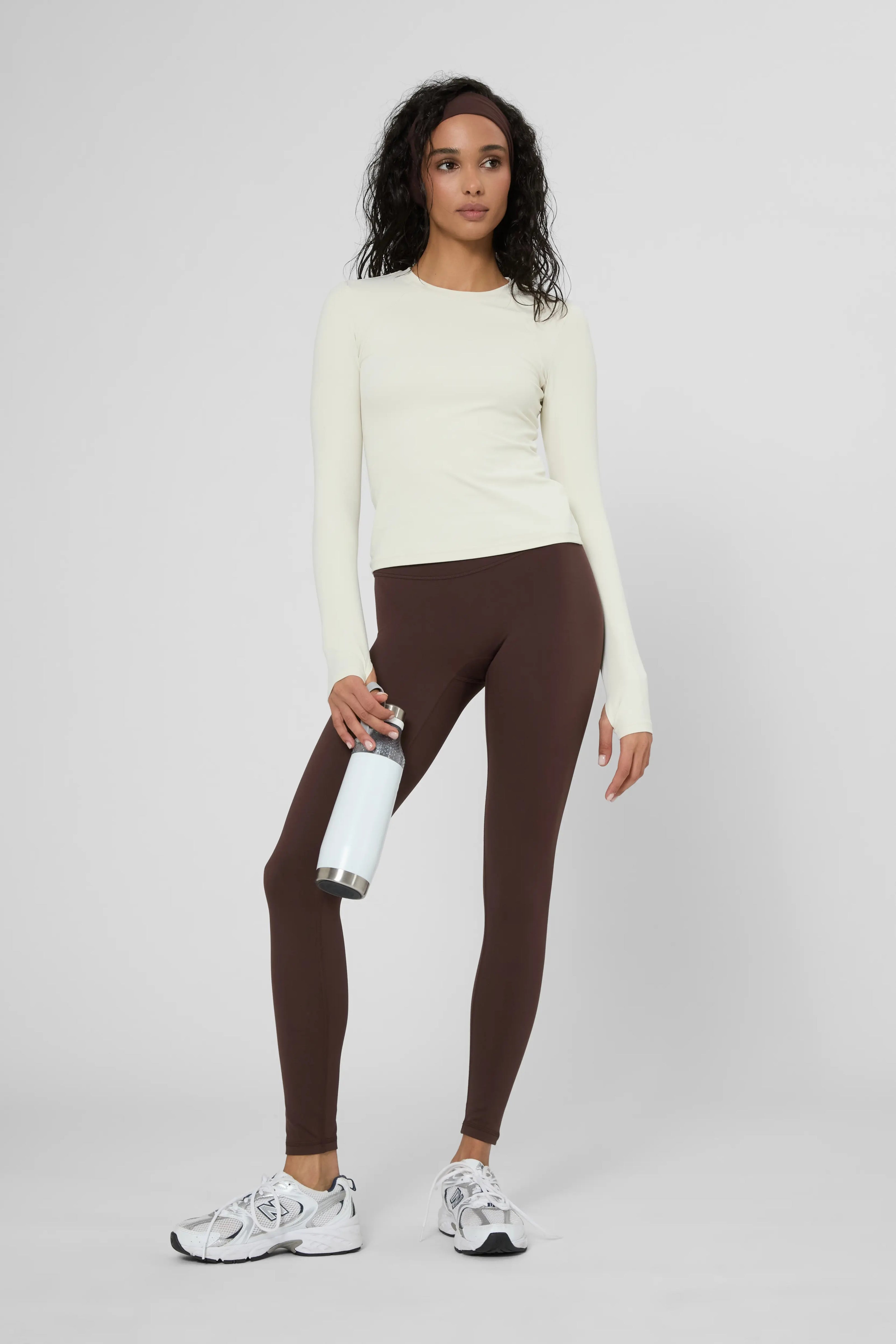 Базовий лонг молочного кольору