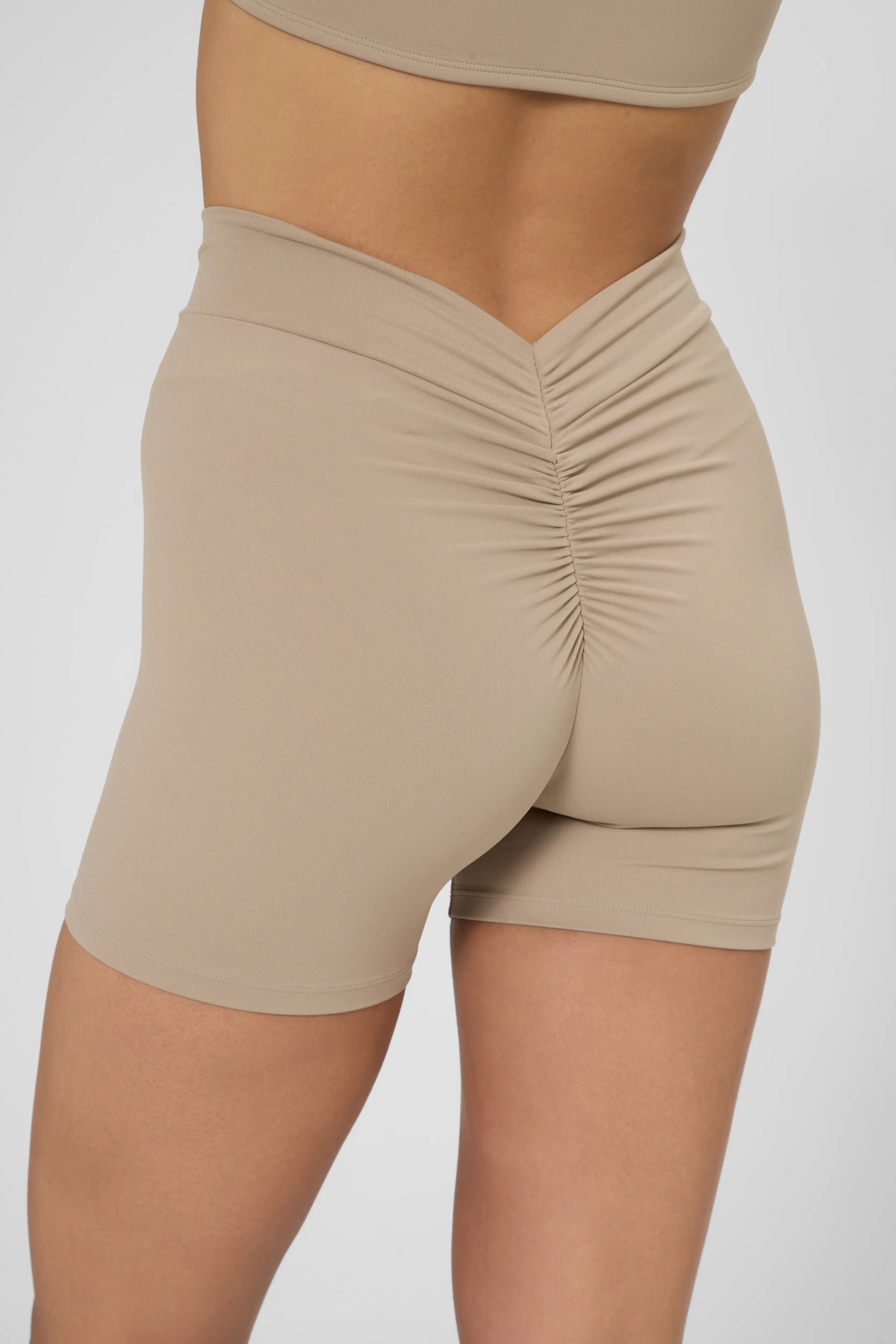 Шорти V push-up кавового кольору