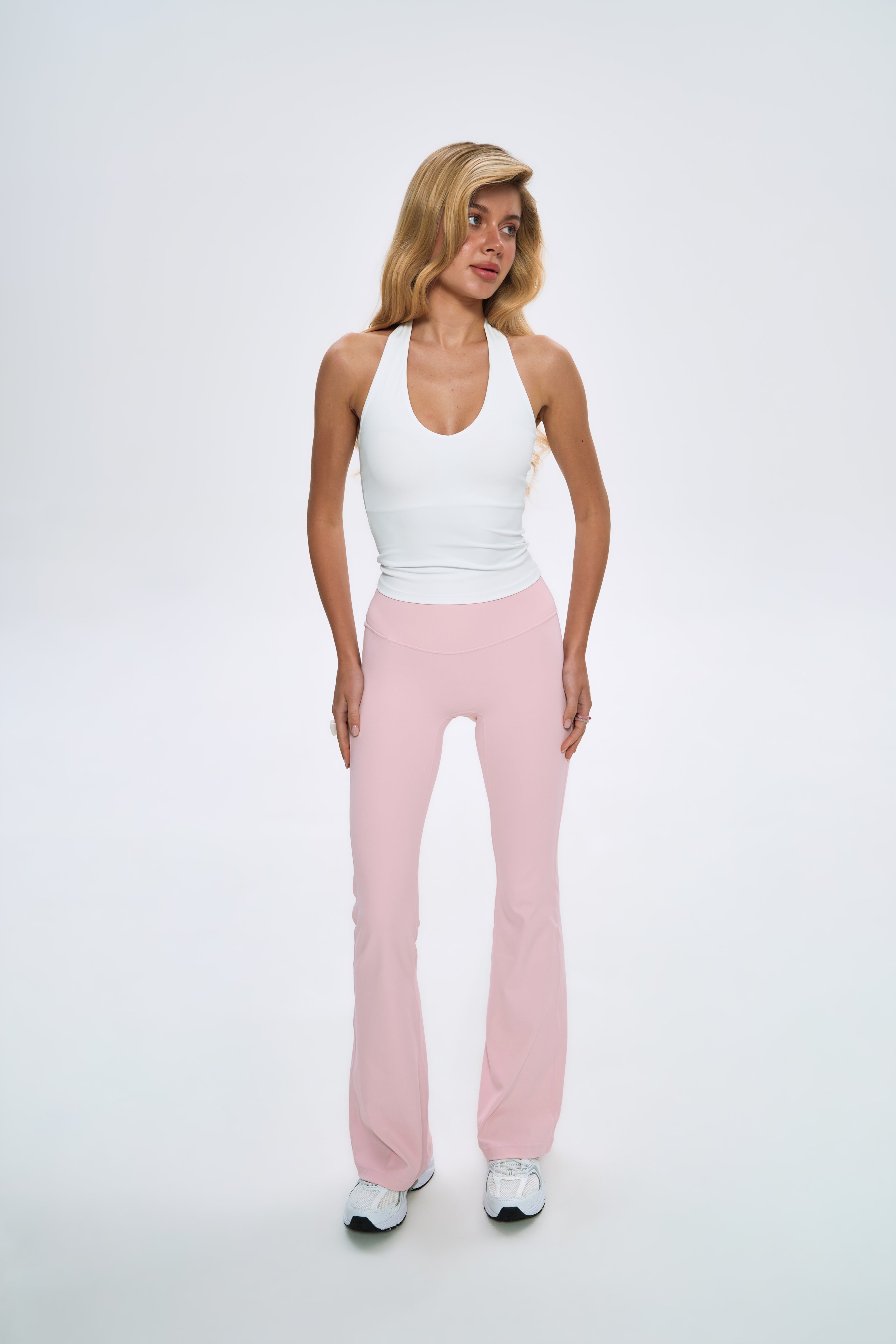 Базові штани-кльош кольору рожевої пудри