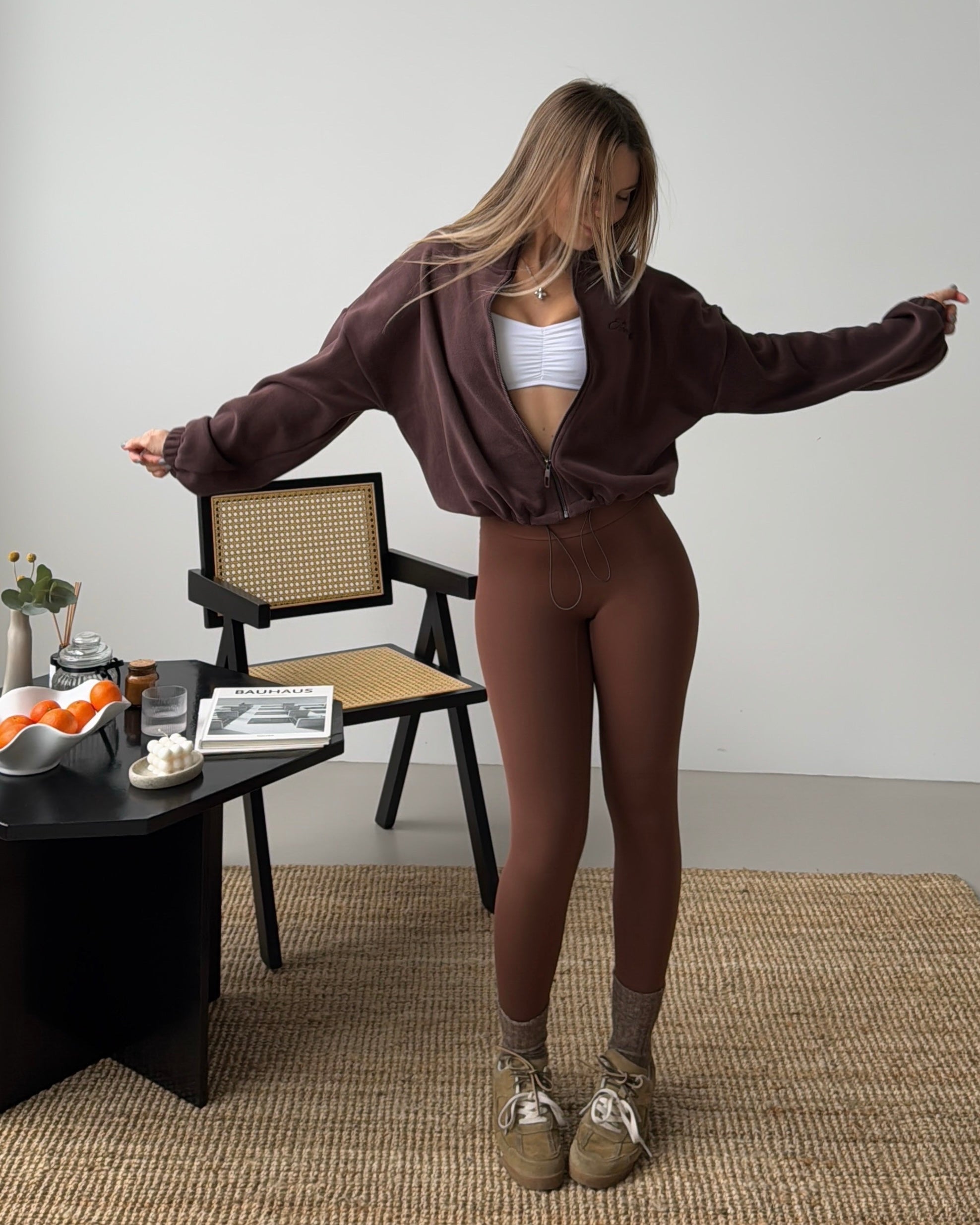 V Push-up легінси коричневого кольору