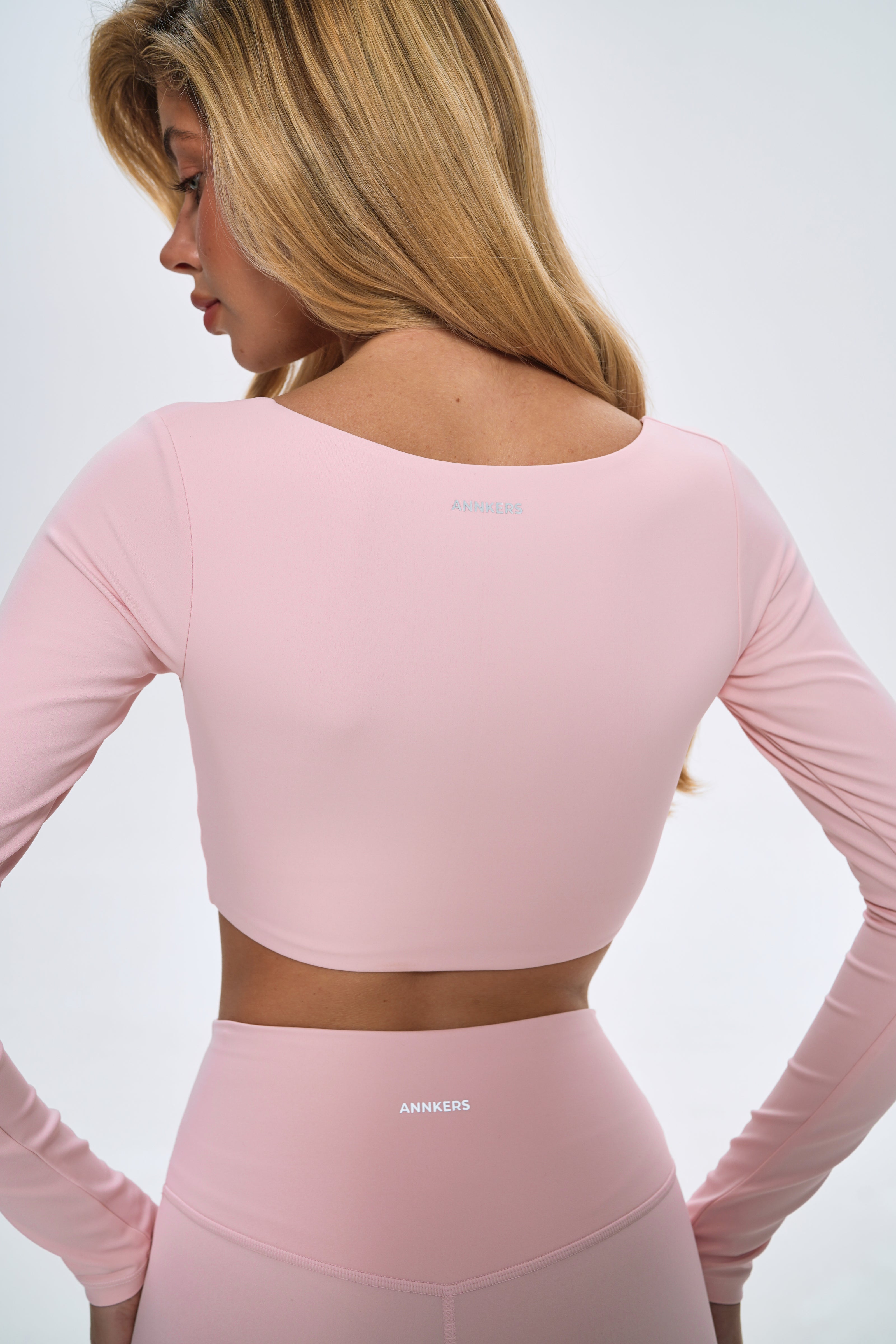 Рашгард кольору рожева пудра з квадратним вирізом